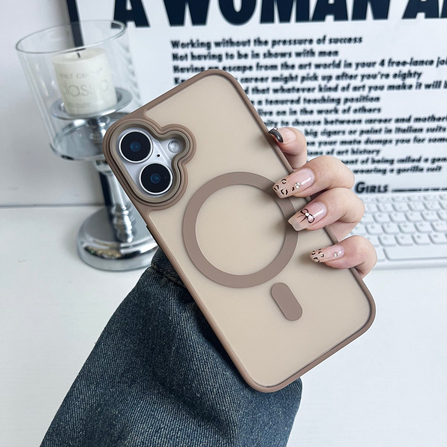 iPhone 16 Jingdun big hole mobile phone case